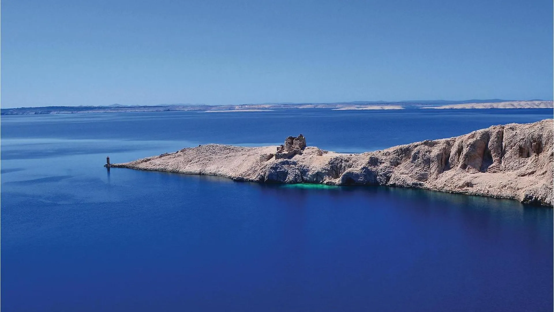 Nice Home In Pag With Kitchen Pag Town 0*,  Croatia